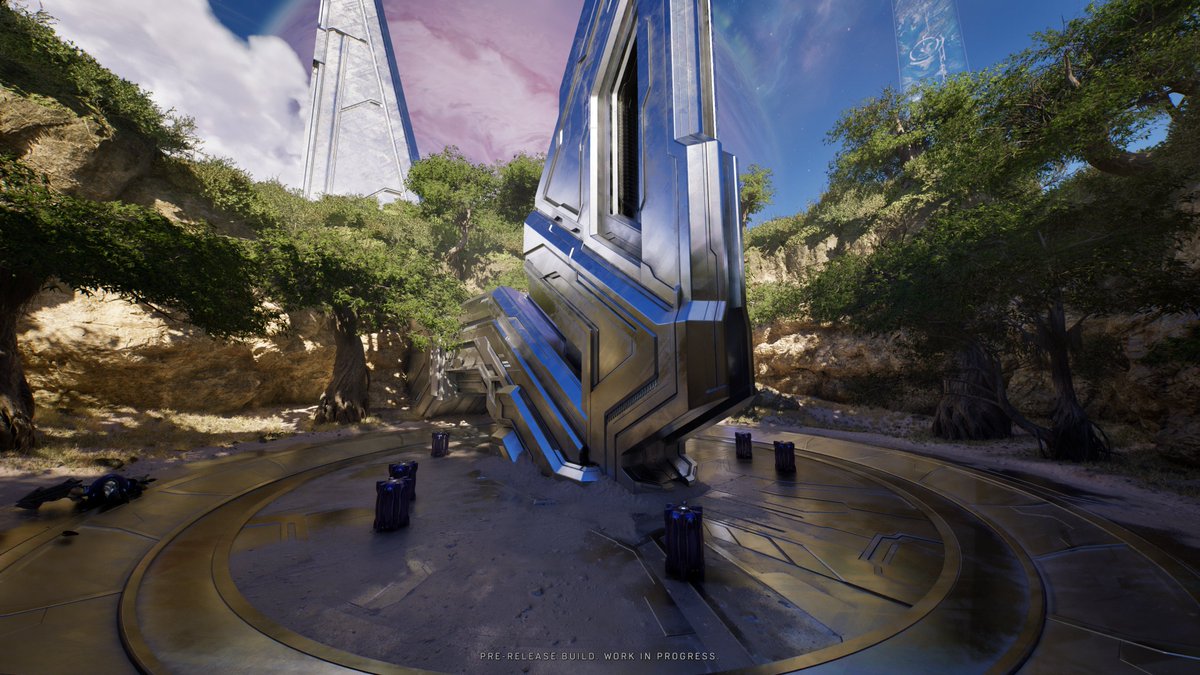 Tom Warren tweet media