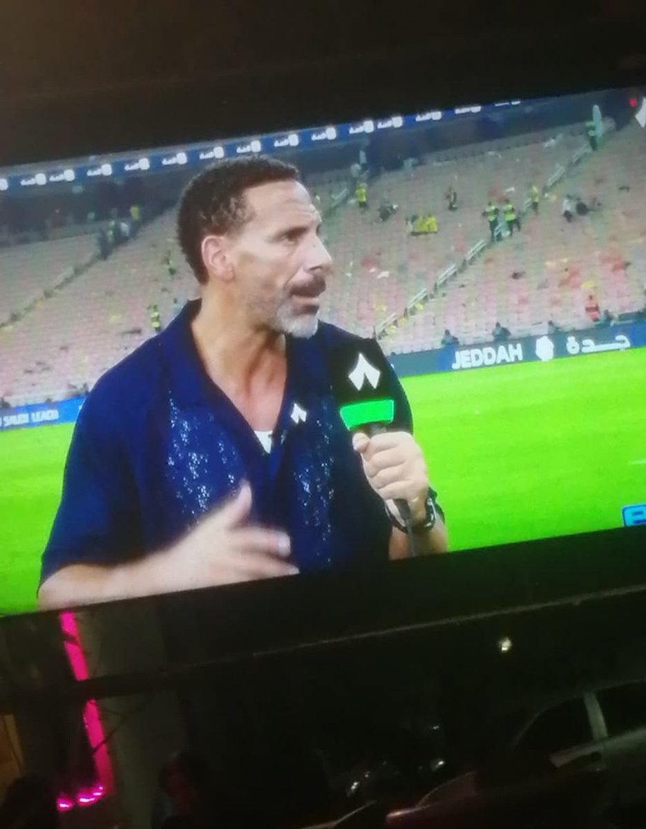 في الدوري الامريكي يجيبون متحدث من wwe