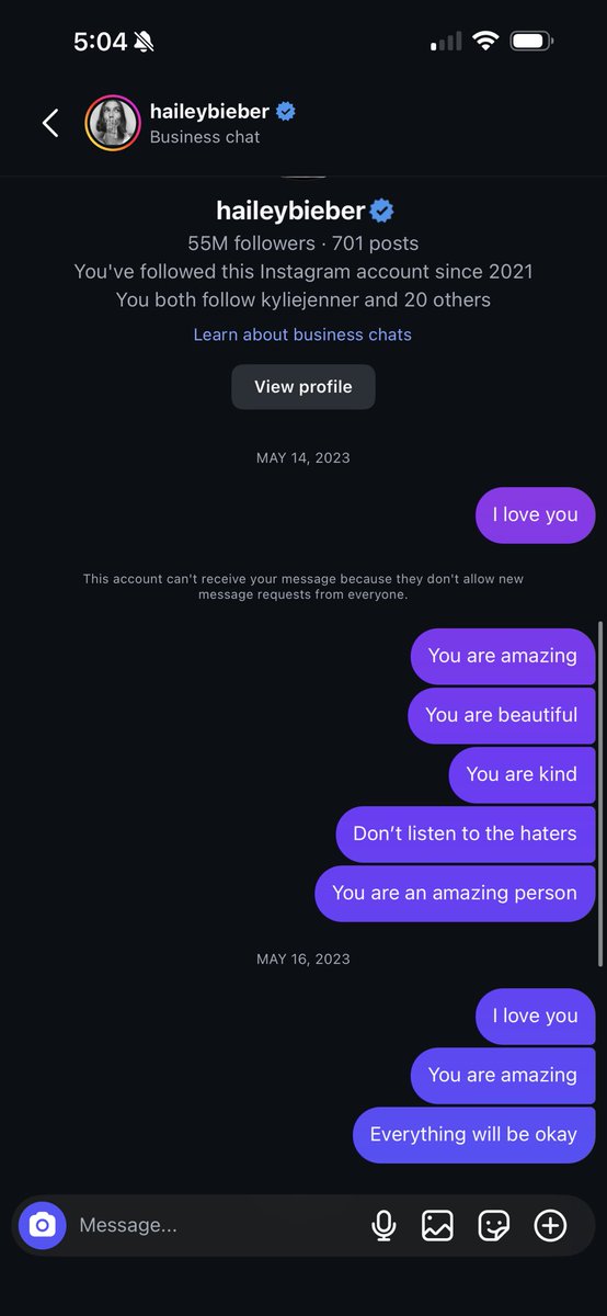 popgirlyp0p's tweet image. While yall in 2023 were sending Hailey death threats and calling her a bully, I was dming her saying nice things so her inbox wasn’t full of hate.

we. are. not. the. same.