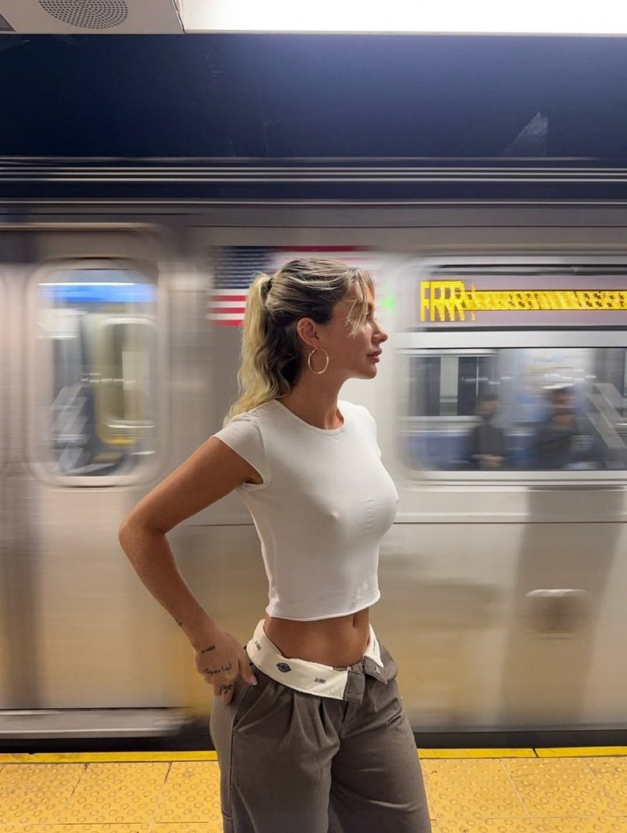 Fe (@feousu) on Twitter photo 