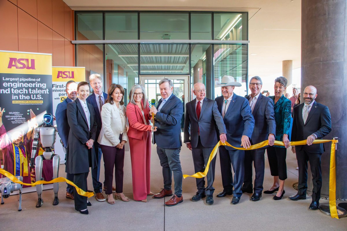 GPEC's tweet image. ISTB12 at the @asupoly campus in @CITYOFMESA is officially open! This new hub for advanced digital manufacturing, AI, robotics &amp;amp; clean energy systems will fuel innovation, strengthen #WorkforceDev &amp;amp; create new pathways for high-tech industries across #GreaterPHX.