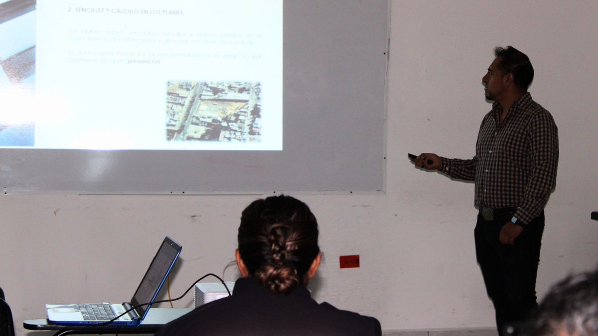 SSPPCSnAndresCH's tweet image. 👮🏻👮🏻‍♀️ La Universidad de la Policía del Estado de Sonora impartió la capacitación “Investigación del Delito” al personal de la #SSPPC.

💪🏻 Se fortalecieron las capacidades en la aplicación de técnicas y procedimientos especializados para la investigación del delito.