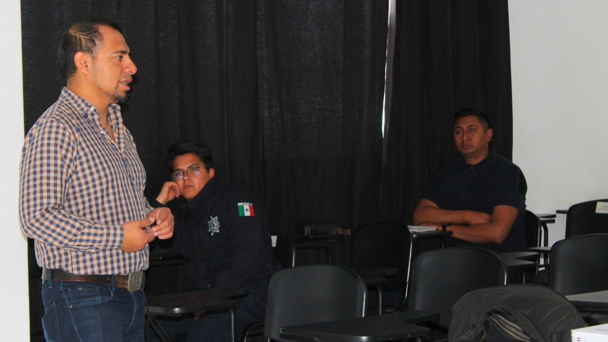 SSPPCSnAndresCH's tweet image. 👮🏻👮🏻‍♀️ La Universidad de la Policía del Estado de Sonora impartió la capacitación “Investigación del Delito” al personal de la #SSPPC.

💪🏻 Se fortalecieron las capacidades en la aplicación de técnicas y procedimientos especializados para la investigación del delito.