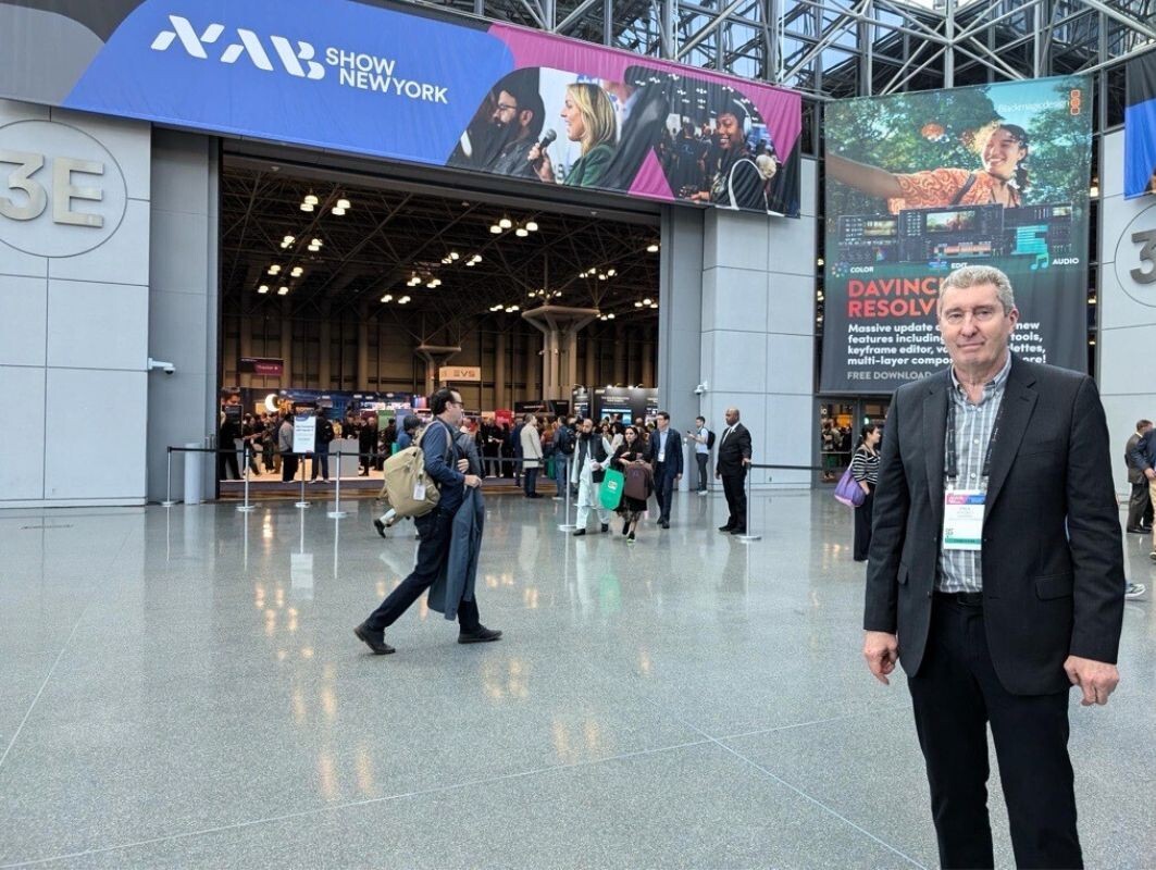 Applied_tweets's tweet image. Paul Stechly and Paul Roeser scoped out NAB Show New York 2025 earlier this week, and their feedback?🎥 
It was a busy and inspiring week for everyone at the show! 💡

#NABShowNY #AppliedElectronics #Vizrt #BroadcastInnovation #LiveProduction #MediaTechnology