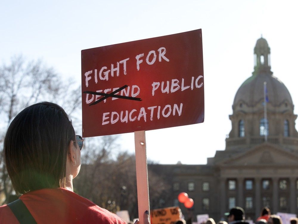 edmontonjournal's tweet image. Opinion: Alberta undermining public education — and democracy

edmontonjournal.com/opinion/column…
