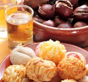 No perdem les nostres tradicions!
A Catalunya tenim la castanyada😍😍😍