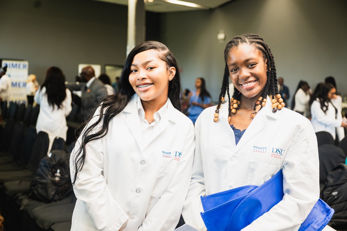 DelStateUniv's tweet photo. It was a special day at Delaware State University on Thursday as more than 200 students received their white coats during the 3rd Annual White Coat Ceremony, marking the start of their journeys in healthcare. https://t.co/er1WCJo3tg
