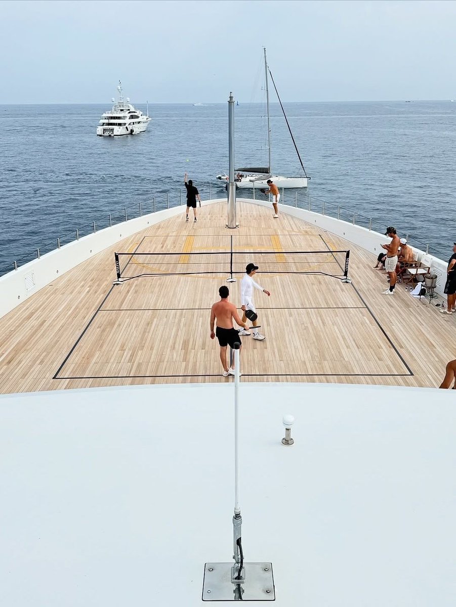 Aristocrat View (@aristocratview) on Twitter photo 