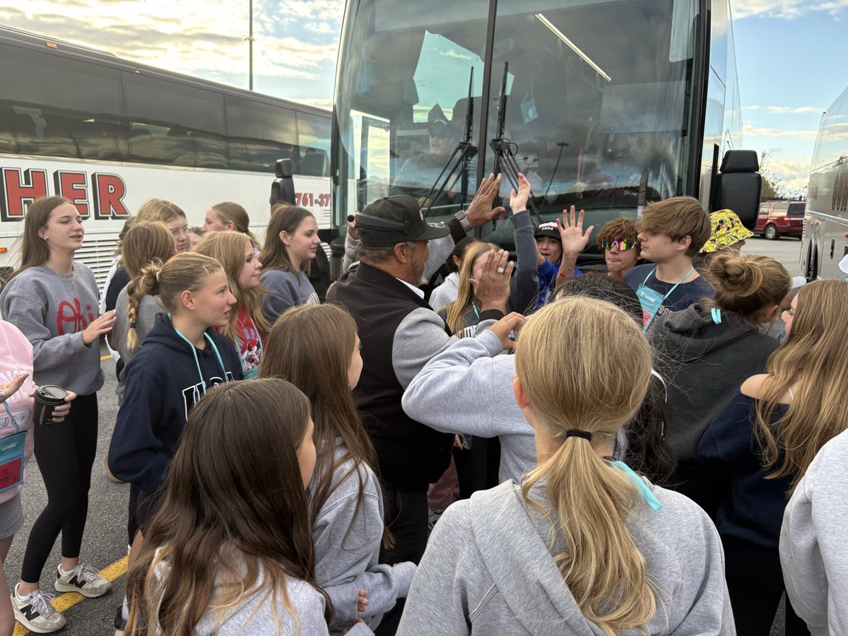 Bunsold DC Trip tweet media