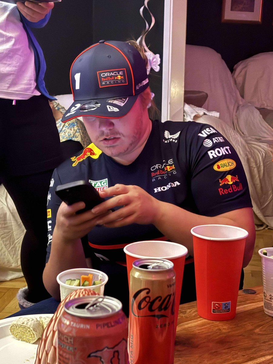 malaxf1's tweet photo. Great day to share that I dressed up as max for Halloween which just meant I drew on a beard, put on team kit, a cap, blue jeans, and carried around a Red Bull in my hand. Biblically accurate Media Day Verstappen https://t.co/yuqoZyEyix