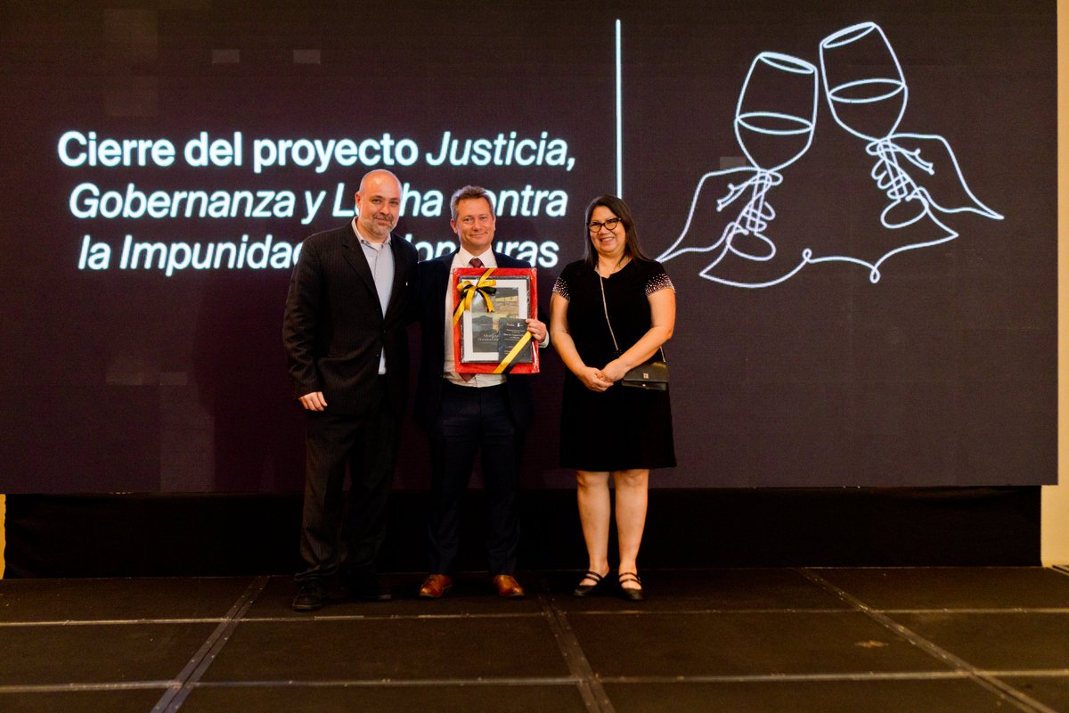 ASFC_CA's tweet image. Nos enorgullecen estos ocho años de trabajo conjunto, alianzas y compromiso, que dejan un legado de confianza, fortalecimiento institucional y justicia cercana a la gente.

Gracias a todas las personas, organizaciones e instituciones que nos acompañaron en este camino. 🤍