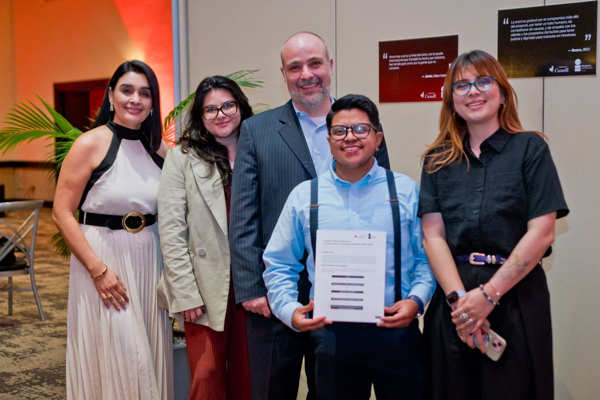 ASFC_CA's tweet image. Nos enorgullecen estos ocho años de trabajo conjunto, alianzas y compromiso, que dejan un legado de confianza, fortalecimiento institucional y justicia cercana a la gente.

Gracias a todas las personas, organizaciones e instituciones que nos acompañaron en este camino. 🤍