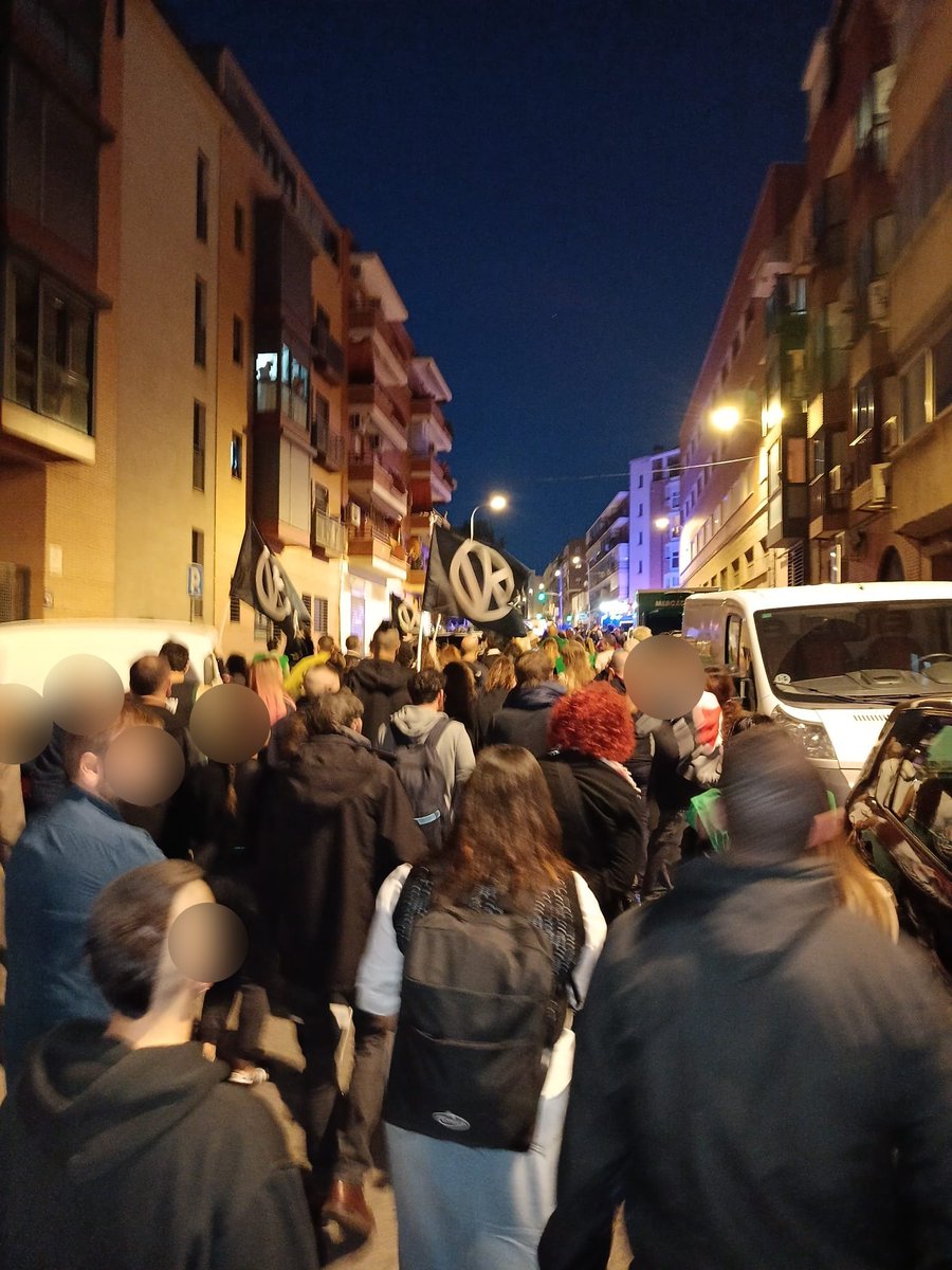 cgtzonasur's tweet photo. VALLECAS | #Vallekas por la vivienda digna!!

Manifestación en el barrio de #Vallecas - Madrid 

¡¡Fuera fascistas de nuestros barrios!! https://t.co/ya6oOKfsbY
