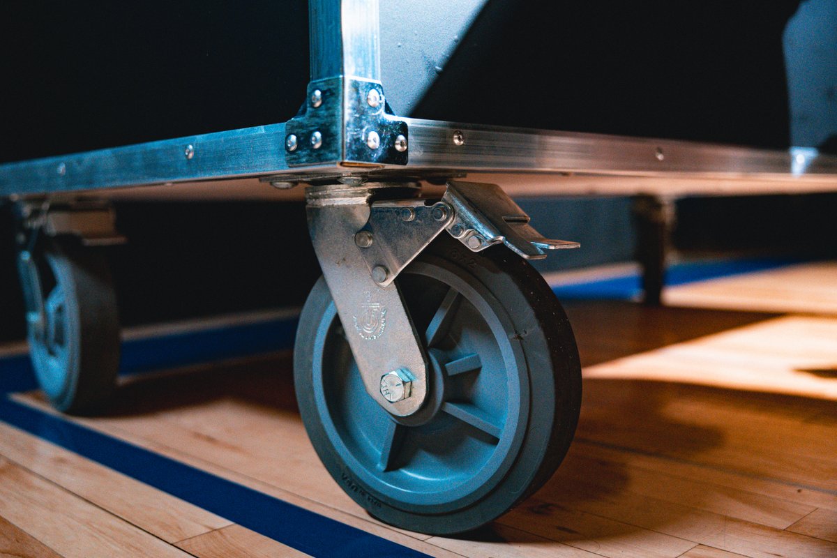 huddlbox's tweet image. High quality brand. High quality product. Built to perform every time. 

#huddlebox #loudandclear