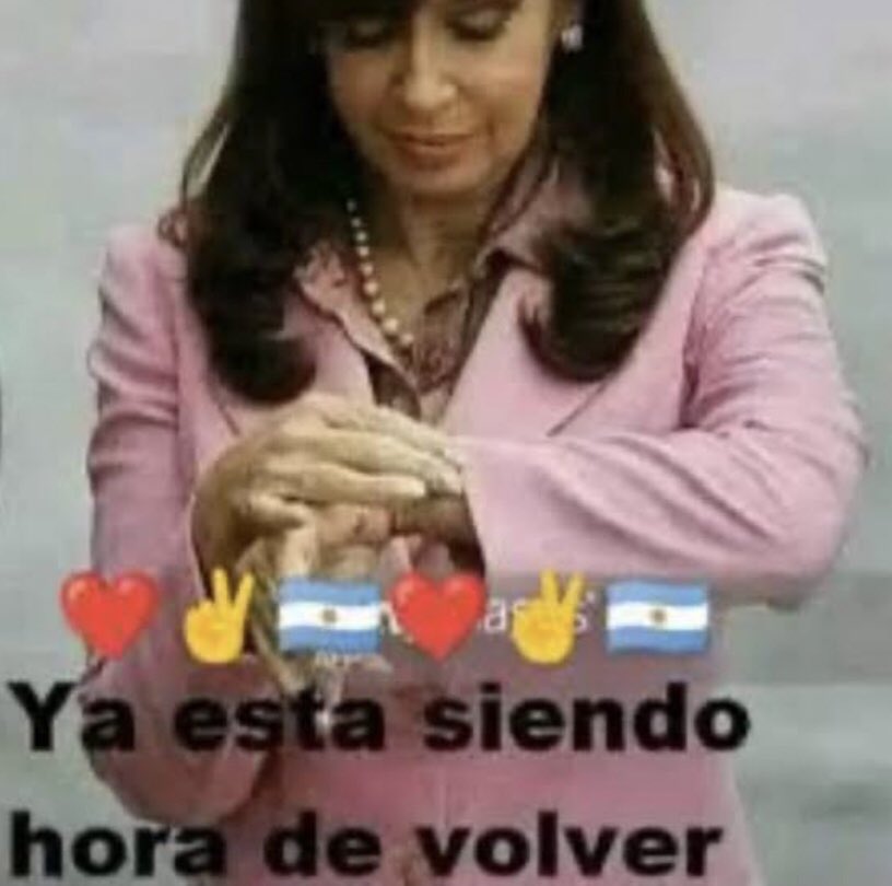 LuPassaro1's tweet photo. falta ELLA https://t.co/M8OYJjo8bq