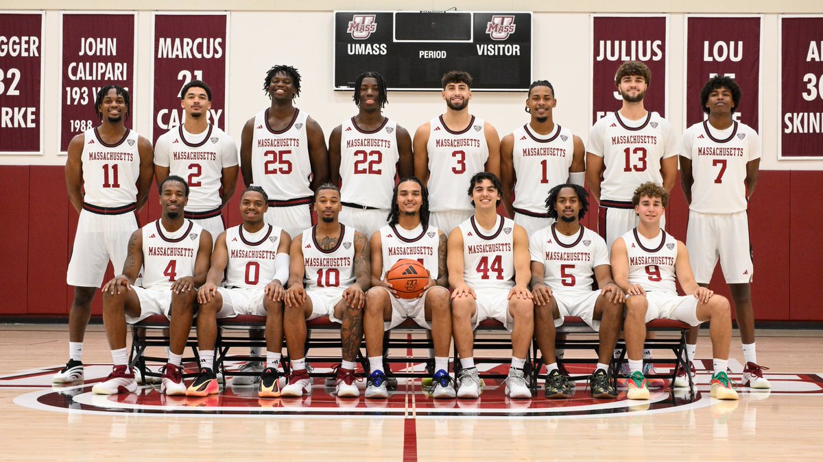 Your 2025-26 Minutemen 📸

First chance to see this squad at the Mullins Center tomorrow at 1:00 pm vs. Rhode Island College

🎟️ Free Admission | #Flagship🚩