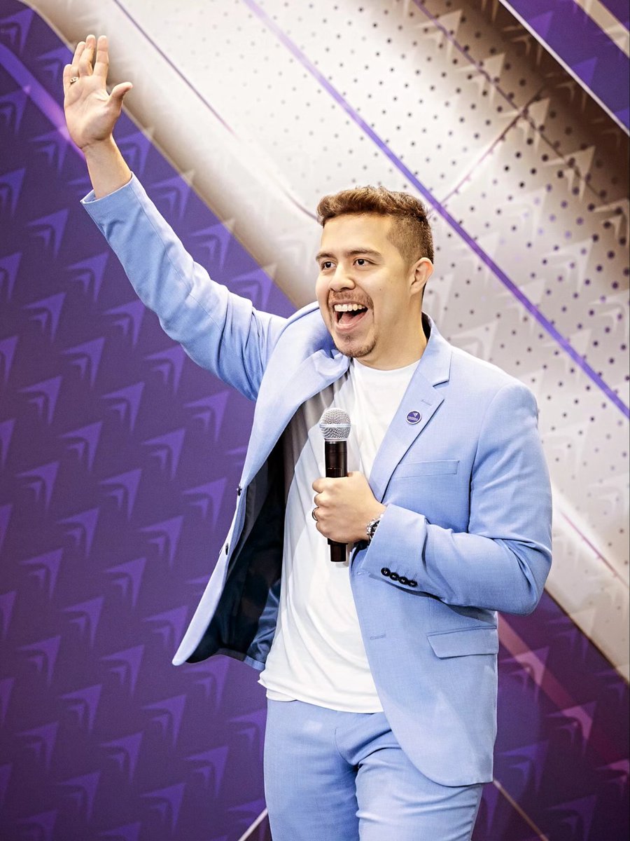 KeivisRojas's tweet image. 🔥 ¡13 Años de Siembra, Cosechando Grandes Logros! 🚀

Hace más de una década emprendí un viaje de aprendizaje que ha transformado mi vida, ¡y hoy tengo un hito increíble que celebrar y compartir con ustedes! 🎉

Este logro es producto de mucho esfuerzo y dedicación, pero la…