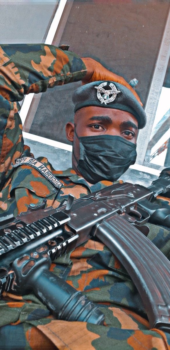 marshalwahlexyz's tweet image. Sometimes I can’t believe what I have done with my life. 
I was actually fighting terrorist in Maiduguri at some point in my life, now I’m doing a PhD.