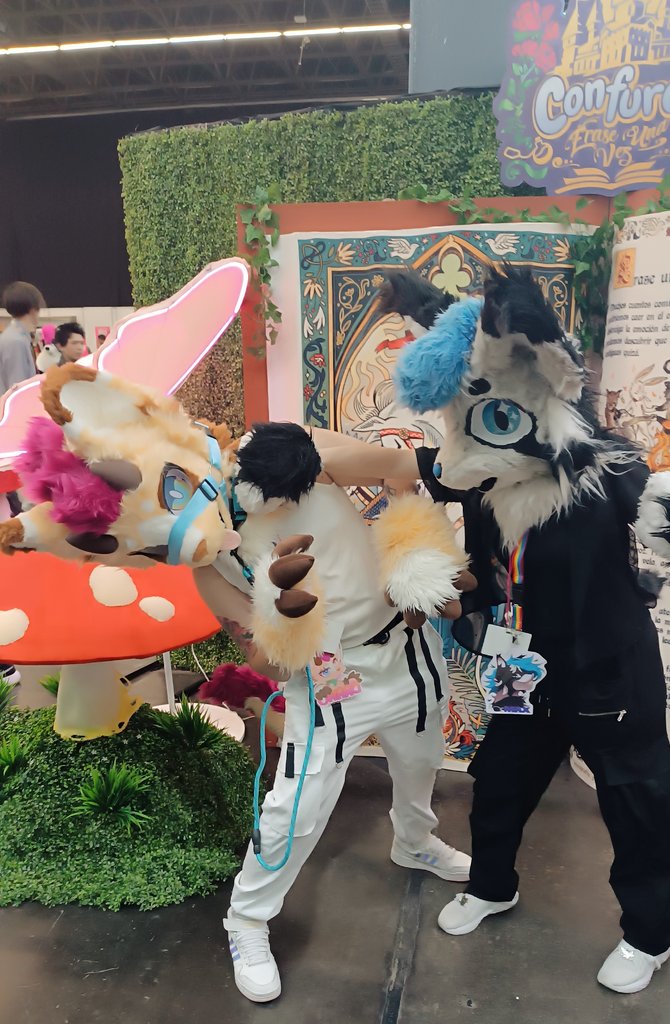 Omg un pan! 
<a href="/DrawoBun/">DrawoBun 🔜 Confuror 2025</a>