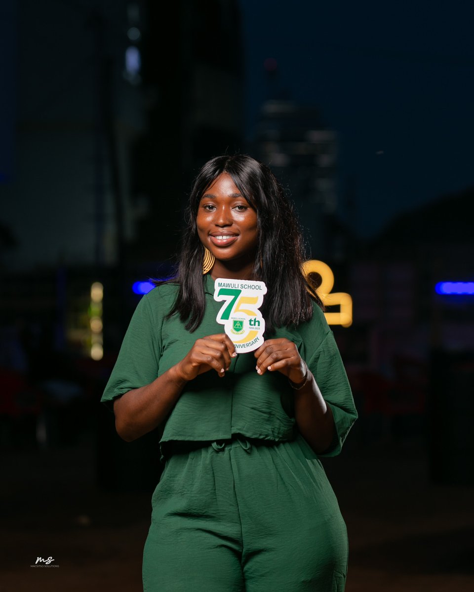 mawulischool_ho's tweet photo. The only thing that matters in Ghana right now 💛💚 
#MawuliAt75 https://t.co/aQm5pab27B