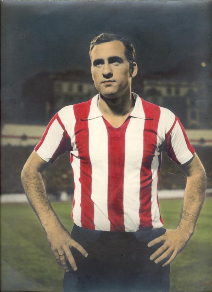 Goian bego Jose Mari Argoitia, laguna.

Athletic Beti buruan eta bihotzean eraman duzu. Eta zauden lekuan ere Athletic taldeari buruz berba egingo duzu. 

Familia osoari nire doluminak. Batez ere, Josebari.

Egun handira arte, Argoitia.