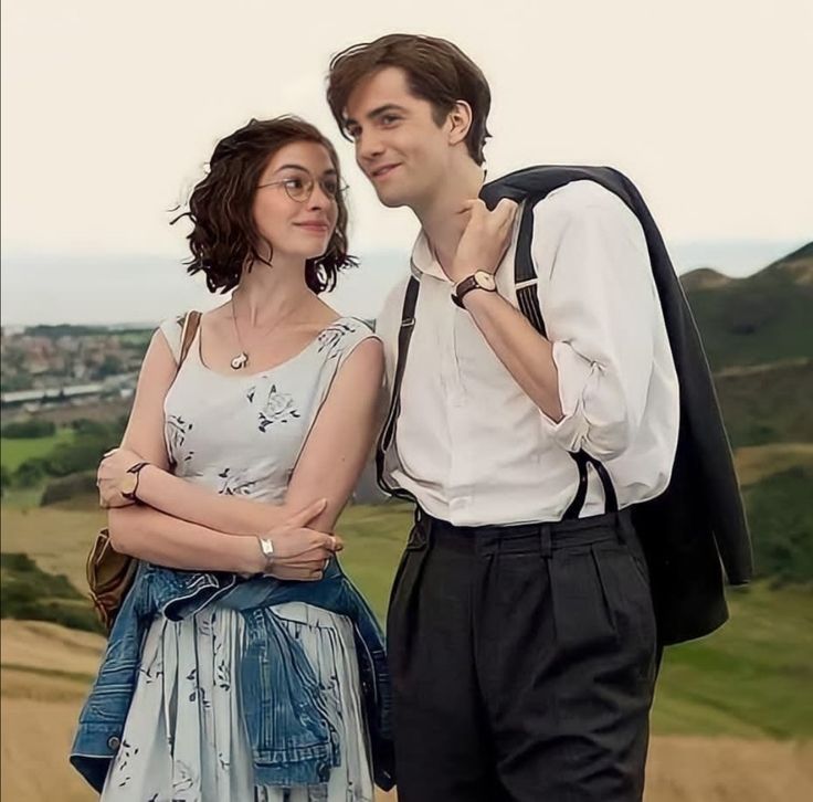 تغافلت يوم ناداني،
مو تكبّر.. بس أبي أعيش اللحظة مرتين 🥀