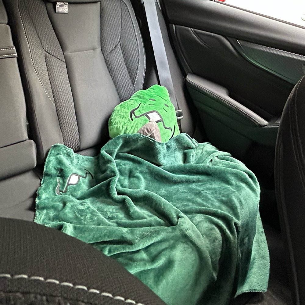 nameko_nnf's tweet image. んふんふ〜♪（お出かけ楽しかった〜♪）
んふんふ〜（枯れなめこさんはスヤ〜）

◥◣ブランケットinぬいぐるみクッション 　  ◢◤
◢◤（なめこ・枯れなめこ）ご予約受付中❗️◥◣
🗓&apos;25年11/4（火）まで
#なめこ屋 👉nameko-ya.com

#なめこ #枯れなめこ #ブランケット #クッション…