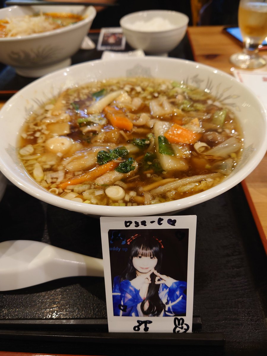 いただきます🙏リュミエールさんからおすすめされた八宝菜湯麺😋