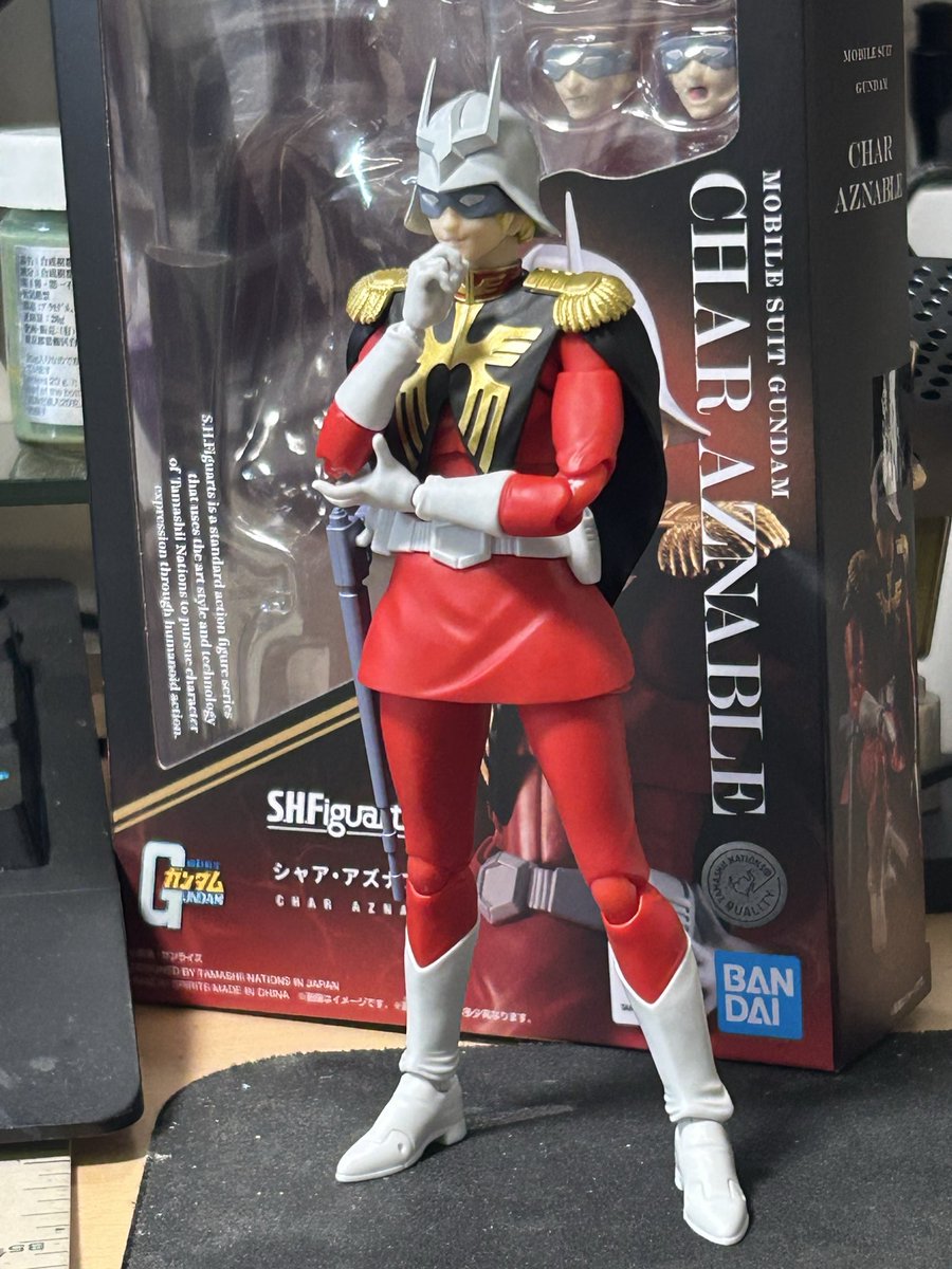 ほう。。。
シャアが来た。