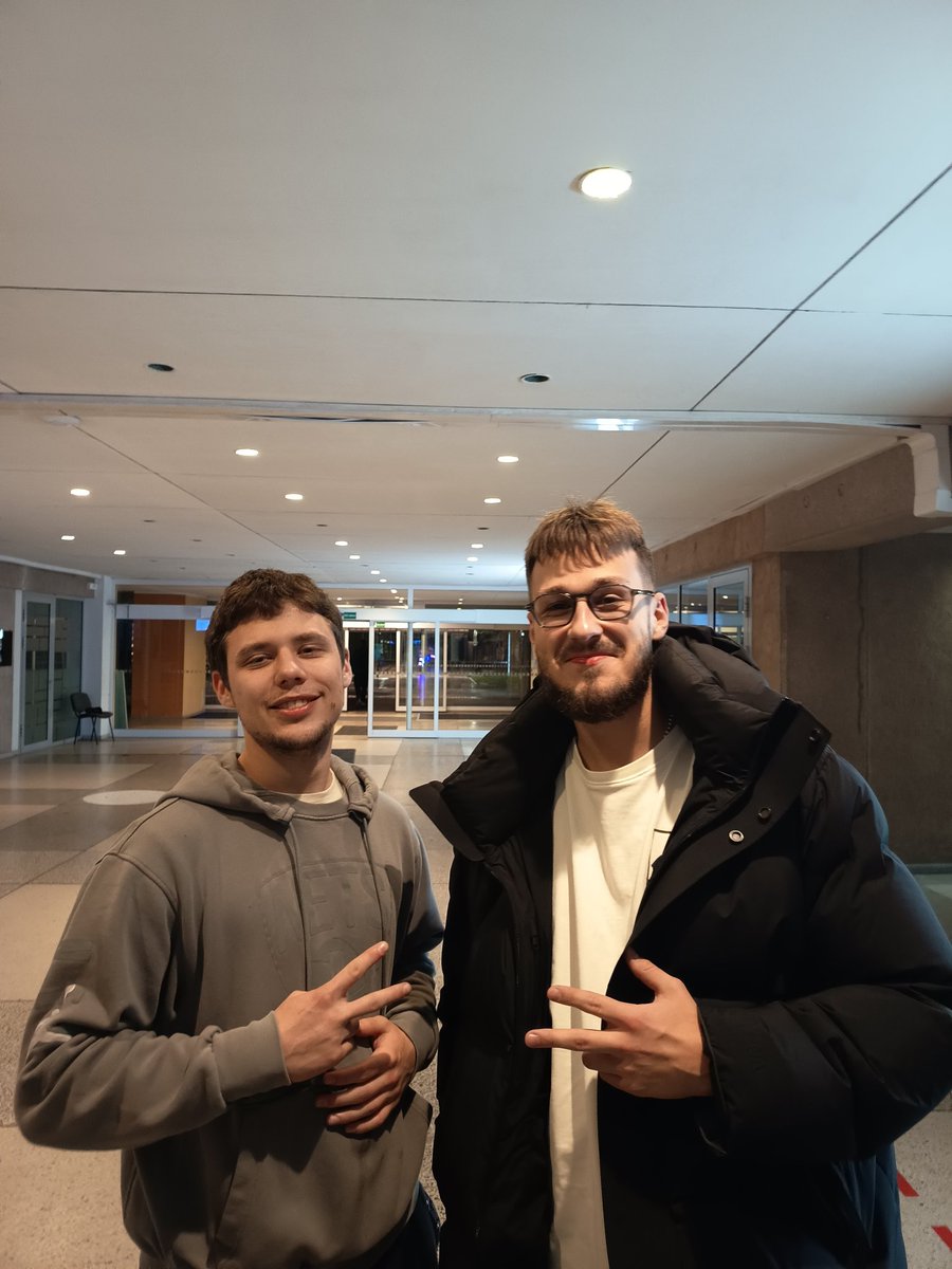 Burrito Aim tweet media