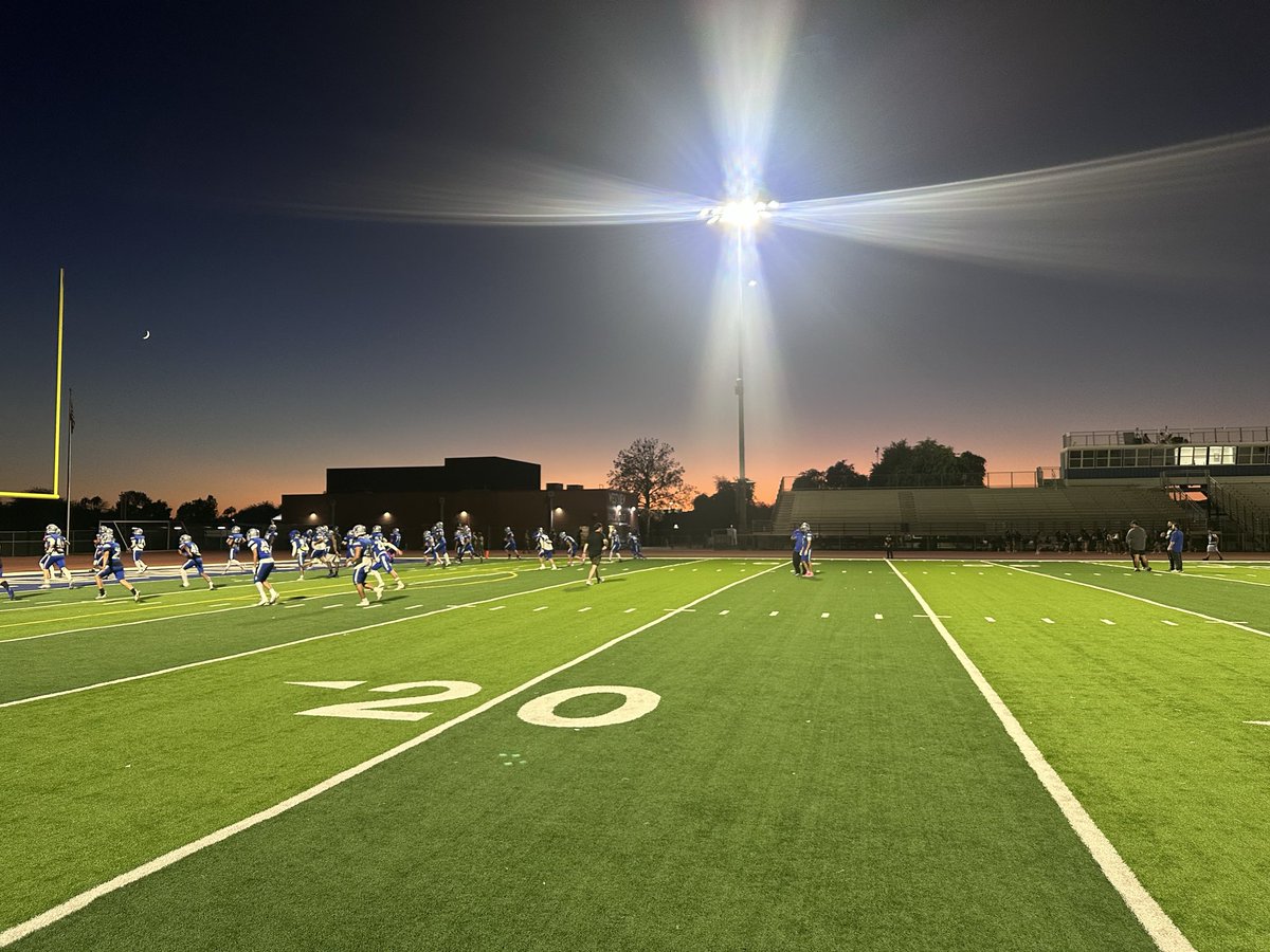 Friday Night Lights✨