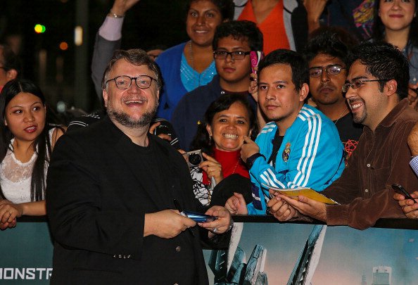 JRChoreno's tweet photo. #frankestein #GuillermodelToro 🙌🙌 https://t.co/DUQxyAgtQn