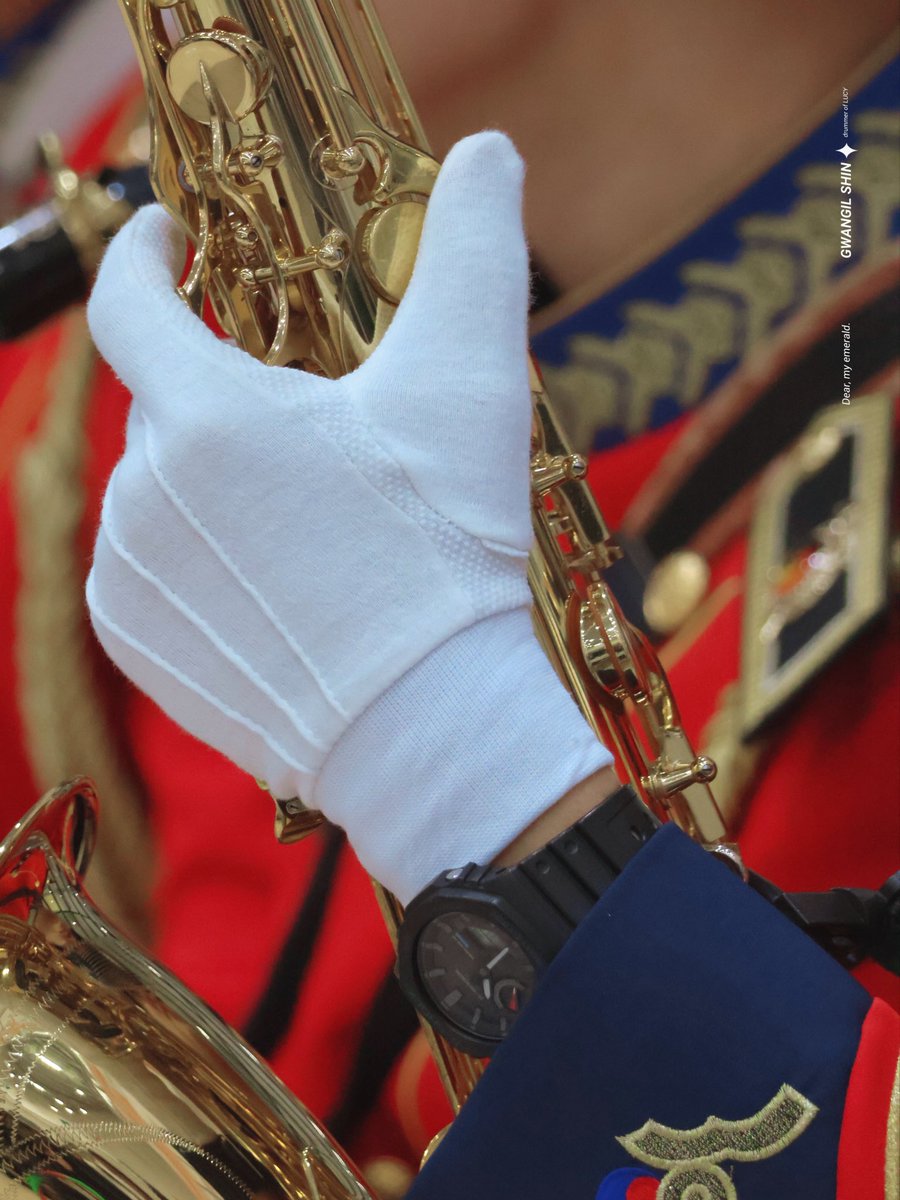 251025 

#LUCY #루시 #신광일