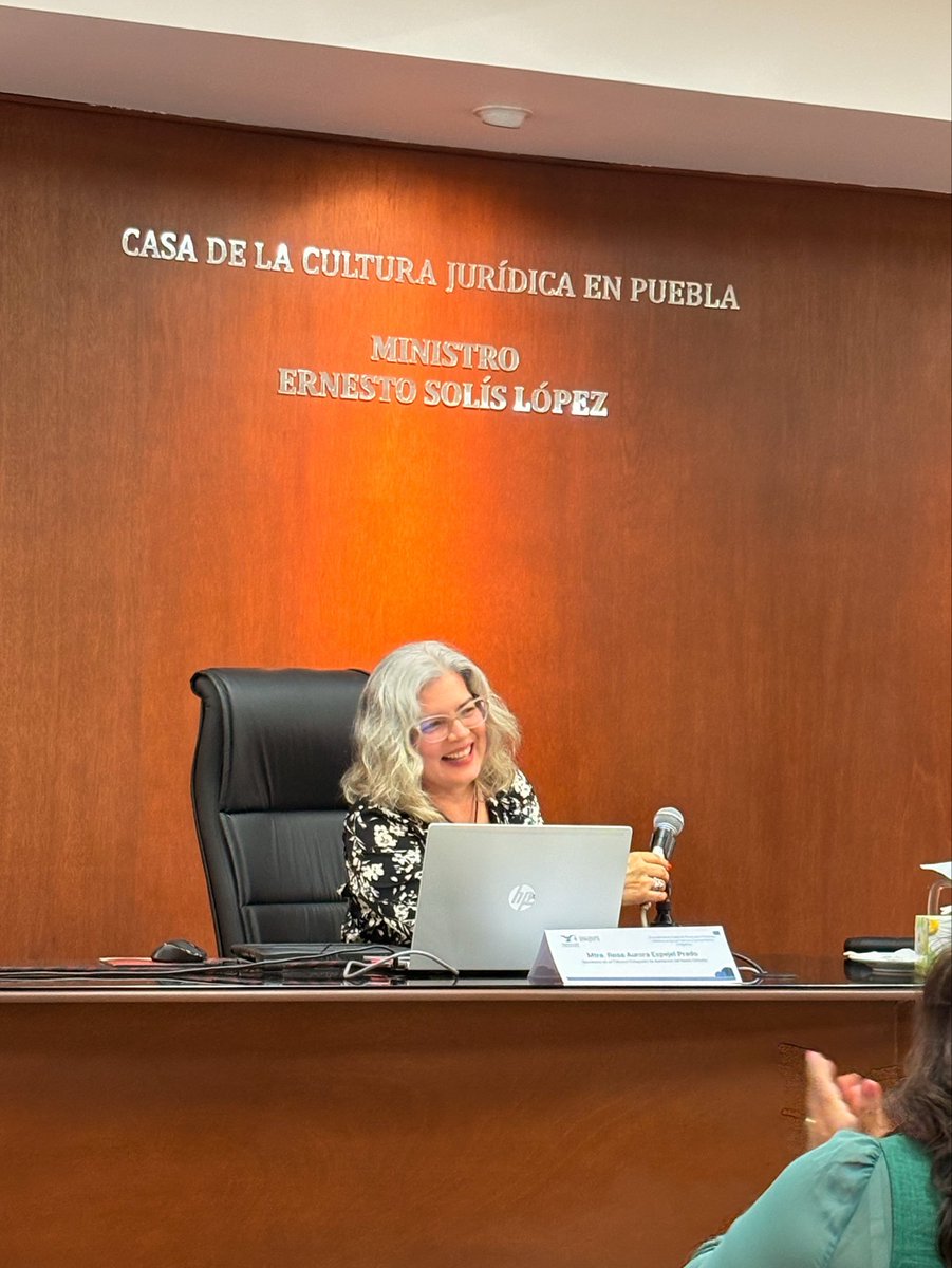 Siempre es un gusto participar en foros donde se comparte conocimiento y entusiasmo. 🤝✨

Me hace sentir feliz coincidir con personas que buscan capacitarse y crecer profesionalmente, comprometidas con ejercer la abogacía con ética y propósito.