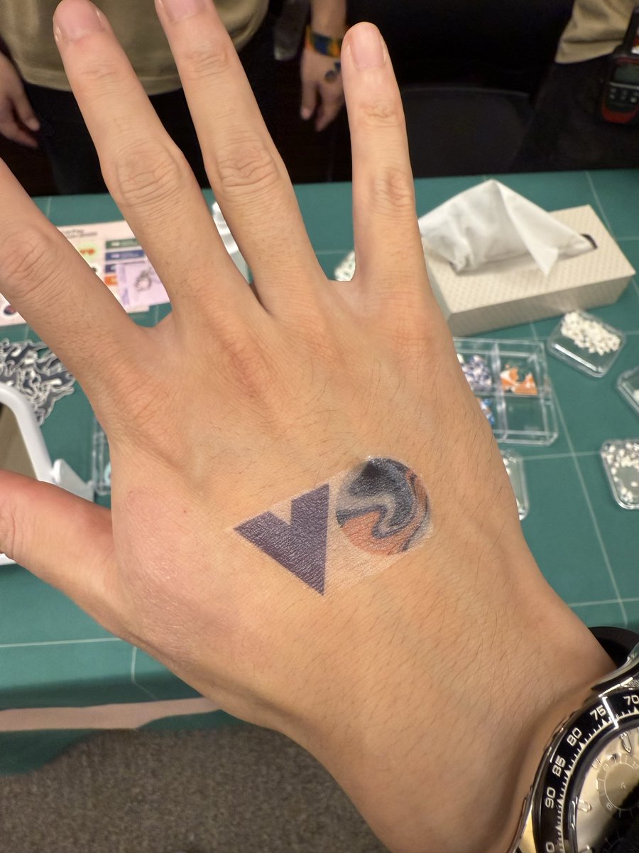 youyuxi's tweet image. .@vuefes is fun