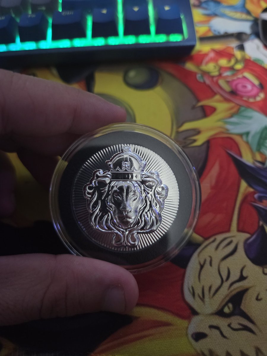 JaysonStrozews1's tweet image. @DegenAnon6969 added 4 more oz to the stack! #Scottsdalemint #Silver #silversqueeze