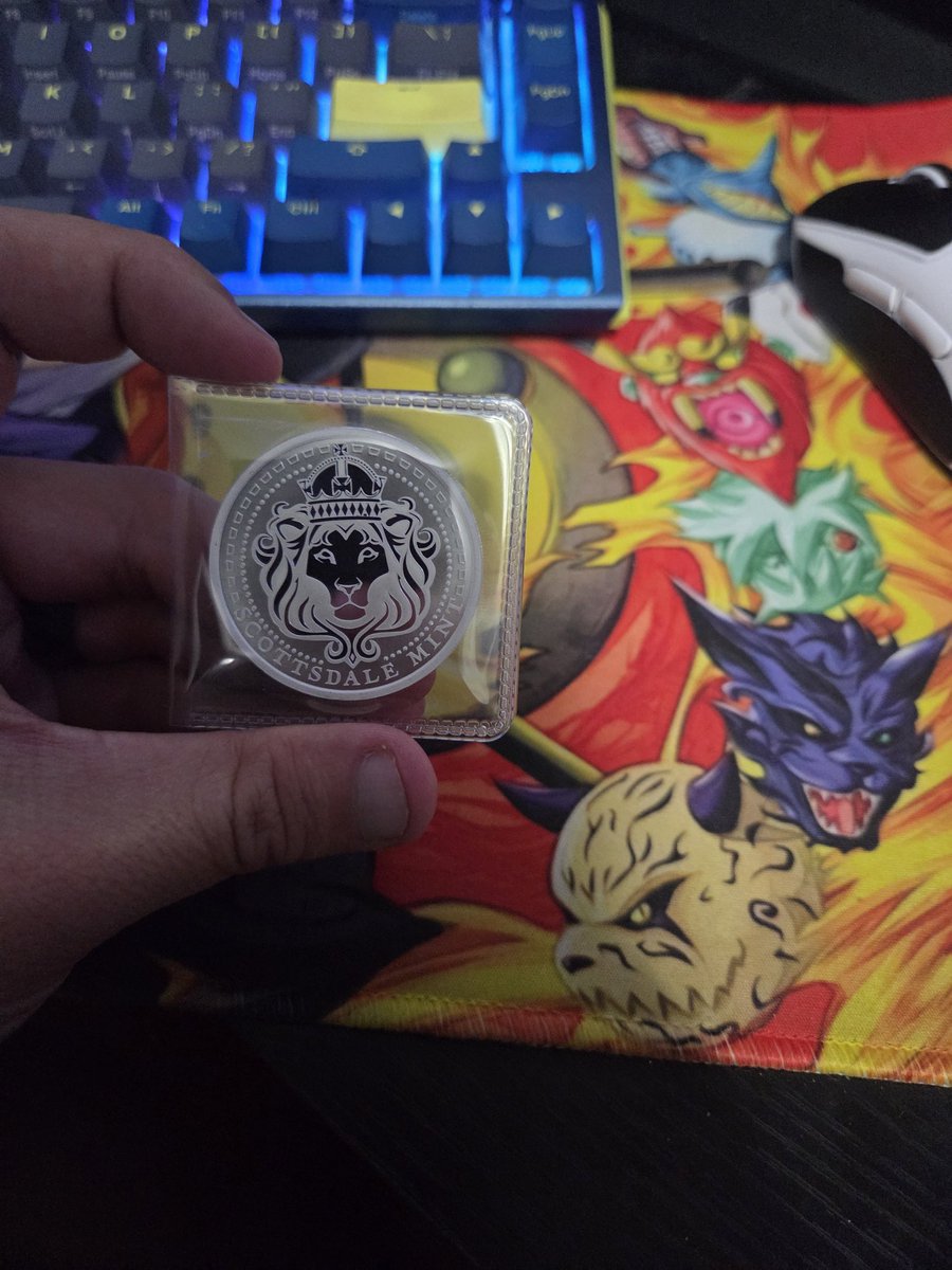 JaysonStrozews1's tweet image. @DegenAnon6969 added 4 more oz to the stack! #Scottsdalemint #Silver #silversqueeze