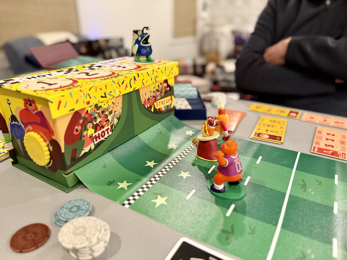 After Dangler’s unfortunate mishap in the early going, it’s a photo finish in Hot streak! Good stupid fun