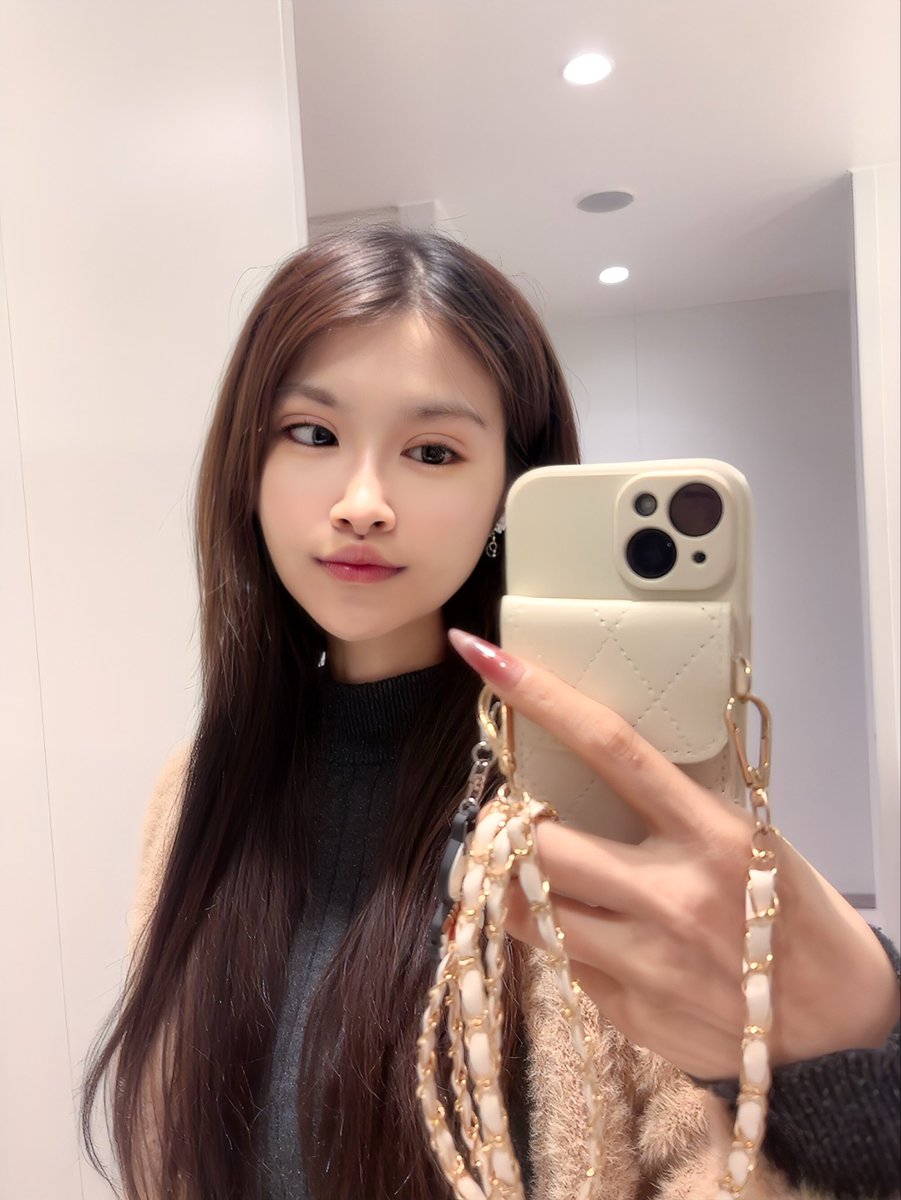 Osutoki's tweet photo. まだ顔パンパンなんだけどタレ目はいいかんじに実感できてきた‼️
@Yunojp2 https://t.co/wFLeeuPPQz