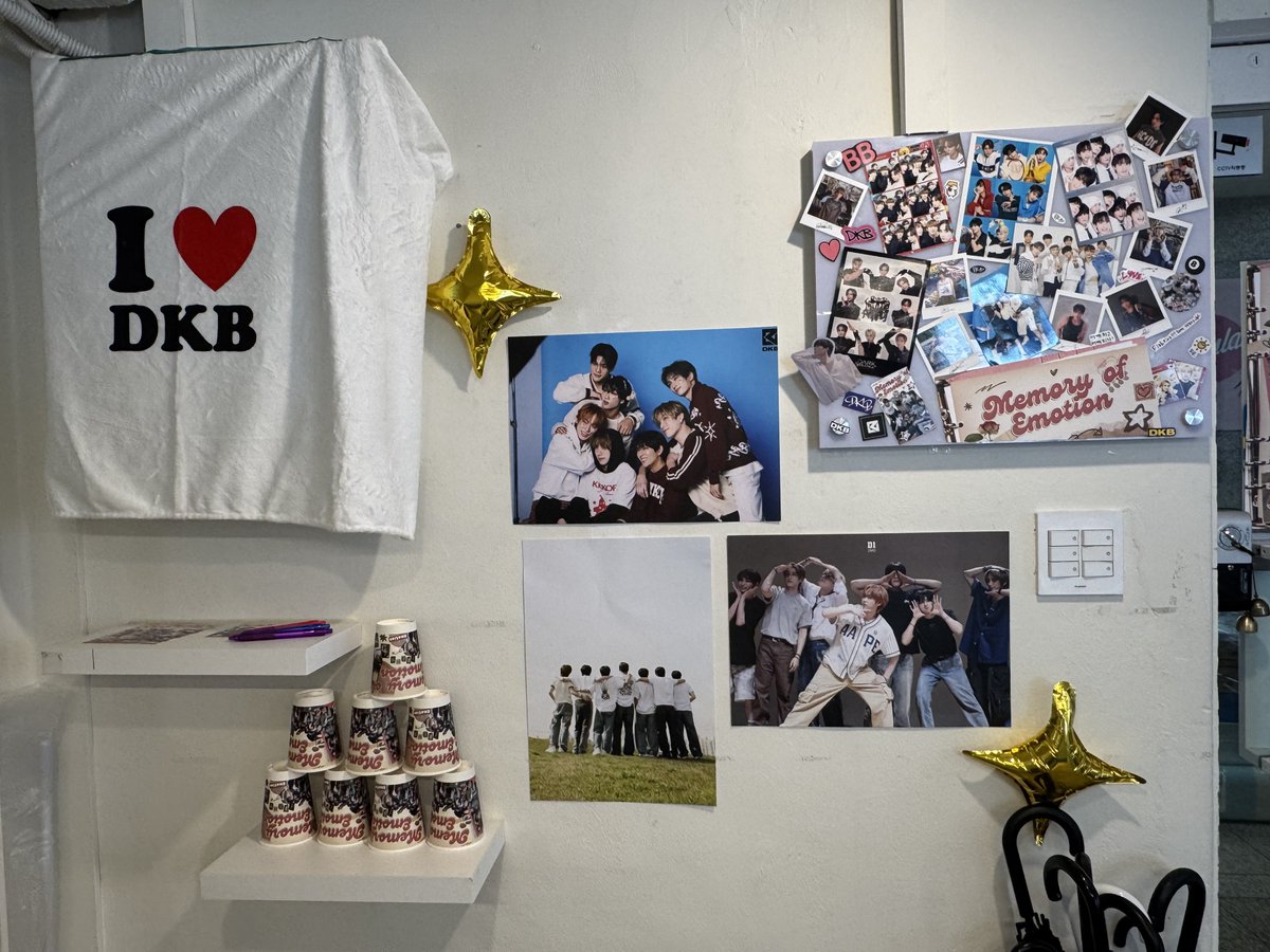 haetori0101's tweet image. DKB 컴백 축하해🎉

#다크비_아이러니_컴백했닼
#memory_of_EMOTION 
#다크비 #DKB #Emotion #Irony