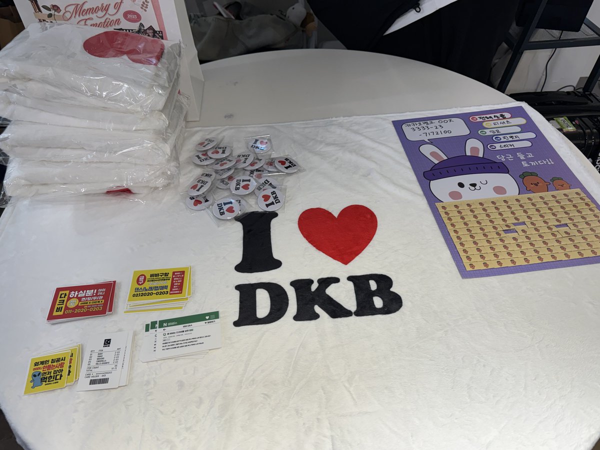 haetori0101's tweet image. DKB 컴백 축하해🎉

#다크비_아이러니_컴백했닼
#memory_of_EMOTION 
#다크비 #DKB #Emotion #Irony