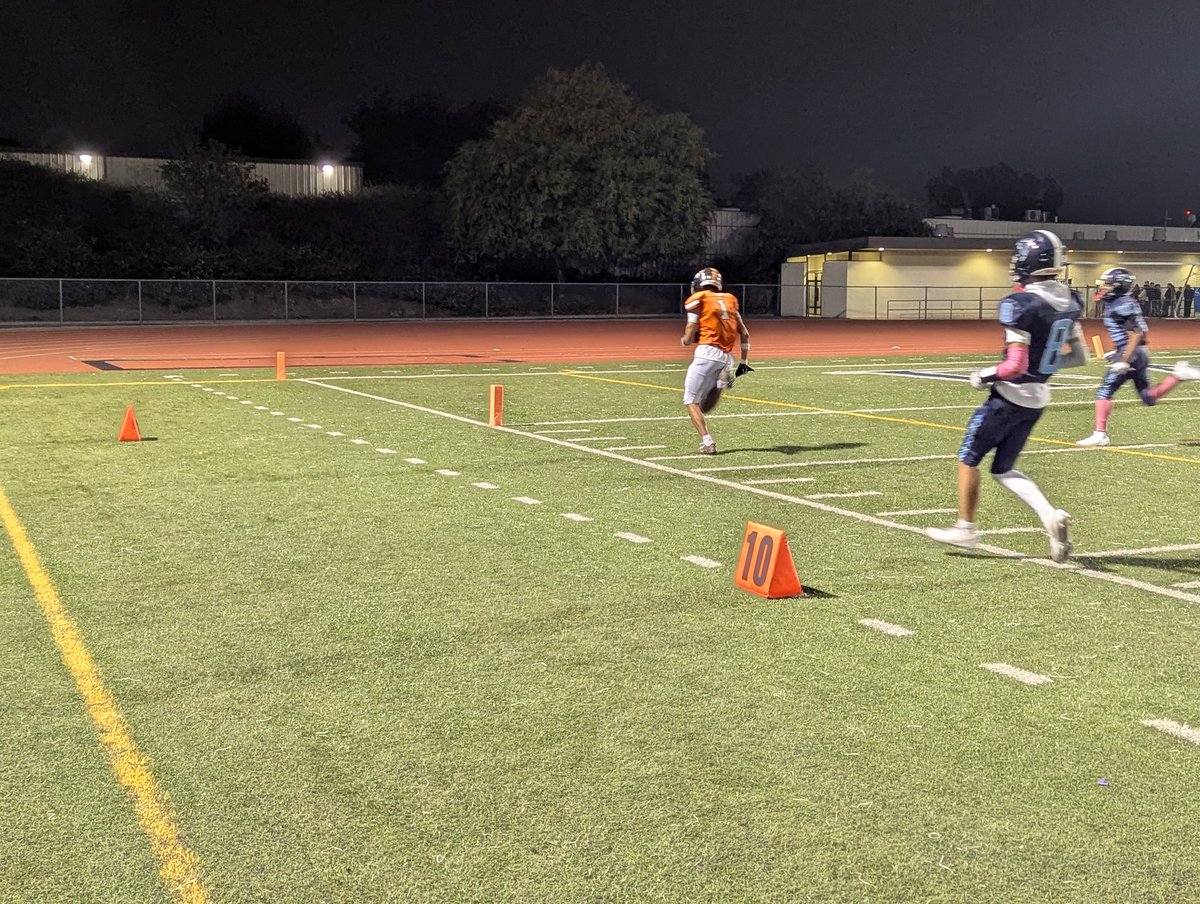 TOUCHDOWN WARRIORS!!! Ivan Lopez on the reception and run after for 71 yards to extend the lead. 42-7 8:24 3rd