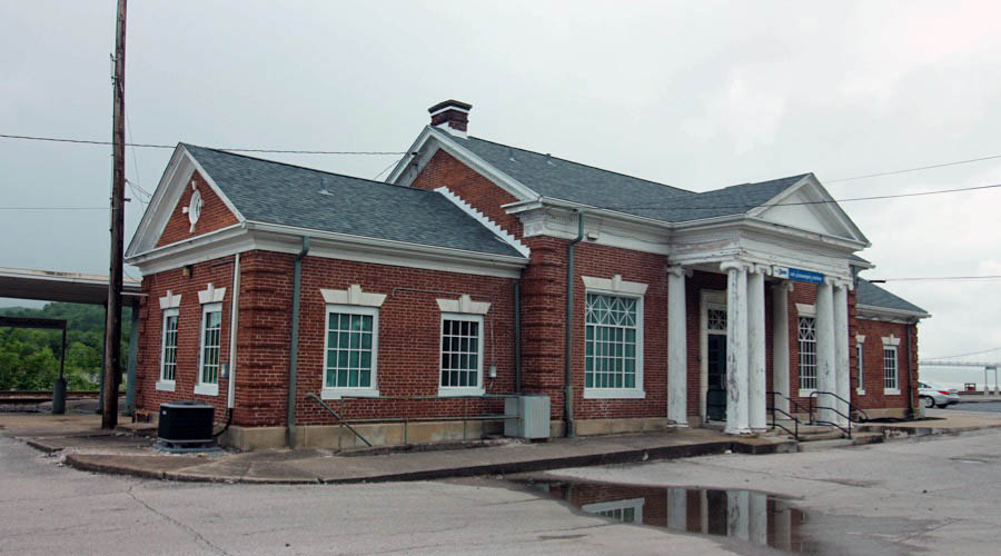 HawkinsRails's tweet photo. Several stations added to our Amtrak Cardinal Route Scrapbook at https://t.co/xlgKrjEP5U https://t.co/rXaq8c5fAX