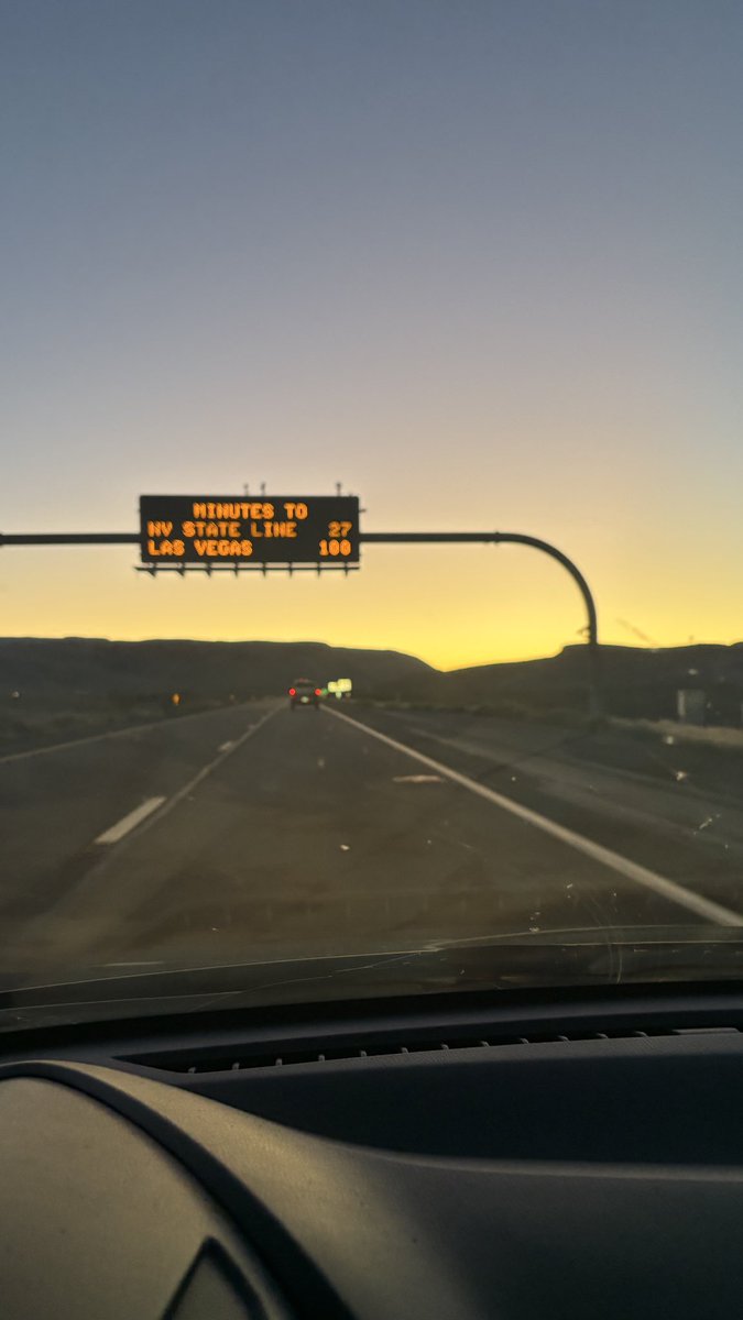 Mariahk2016's tweet photo. Leaving the desert badlands to go #BackToBadlands ATL ✈️🩵 https://t.co/fS7kqOFG8S