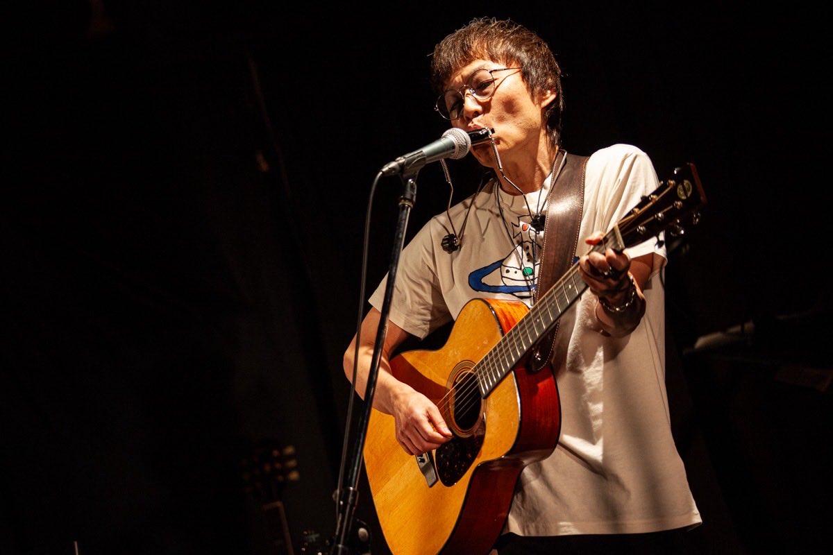 JUN SKY WALKER(S) (@j_s_w_s) on Twitter photo #宮田和弥
SLOWCAMP 弾き語り de TOUR 2025 FINAL in 江ノ島 
12.27(土) 神奈川 BLUE Enoshima
一般発売開始‼️
eplus.jp/sf/detail/4405…
#ジュンスカ #JUNSKYWALKERS #宮田和弥
SLOWCAMP 弾き語り de TOUR 2025 FINAL in 江ノ島 
12.27(土) 神奈川 BLUE Enoshima
一般発売開始‼️
eplus.jp/sf/detail/4405…
#ジュンスカ #JUNSKYWALKERS