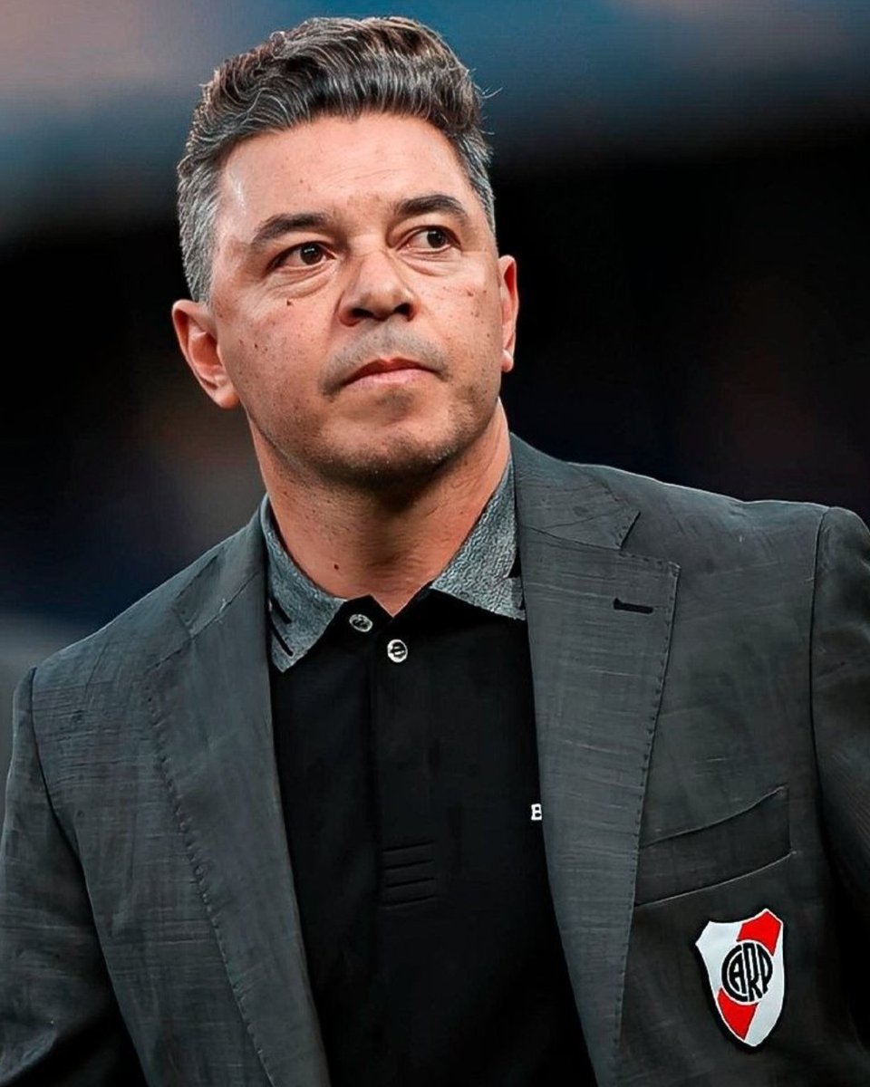 Te tuvimos mucha más paciencia que a otros por el ídolo que sos pero hasta acá.

Perdiste todo lo que podías perder, no jugas bien desde que asumiste. Fin de ciclo. Chau Muñeco.