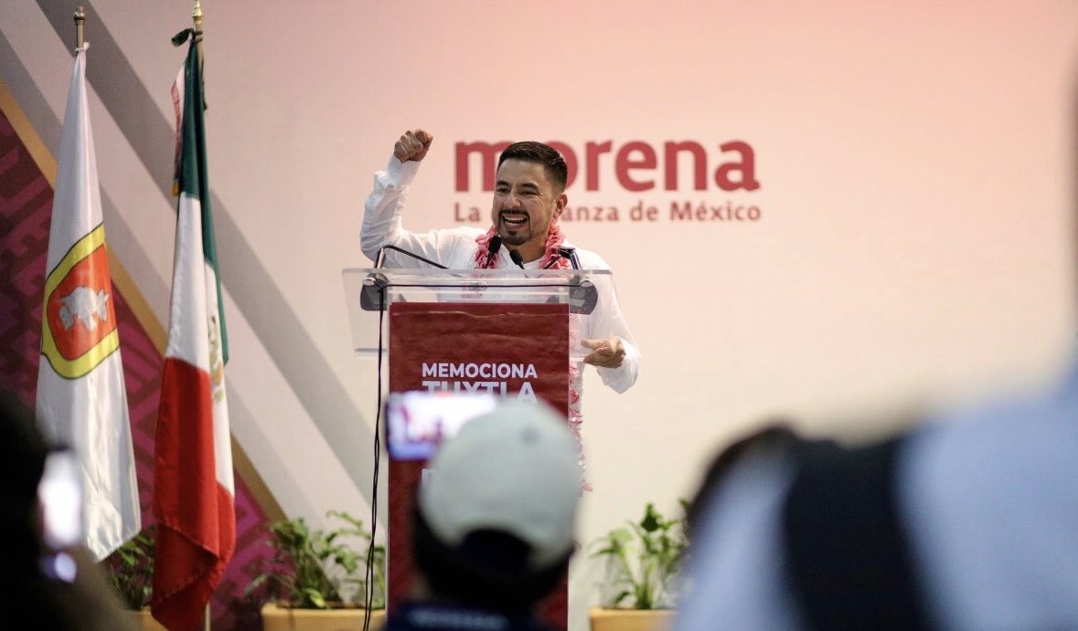 Desde Tuxtla Gutiérrez, Chiapas, en el informe del diputado <a href="/GuillermoSRguez/">Guillermo Santiago</a>: Luchar por superar la pobreza y la miseria es el principal objetivo.