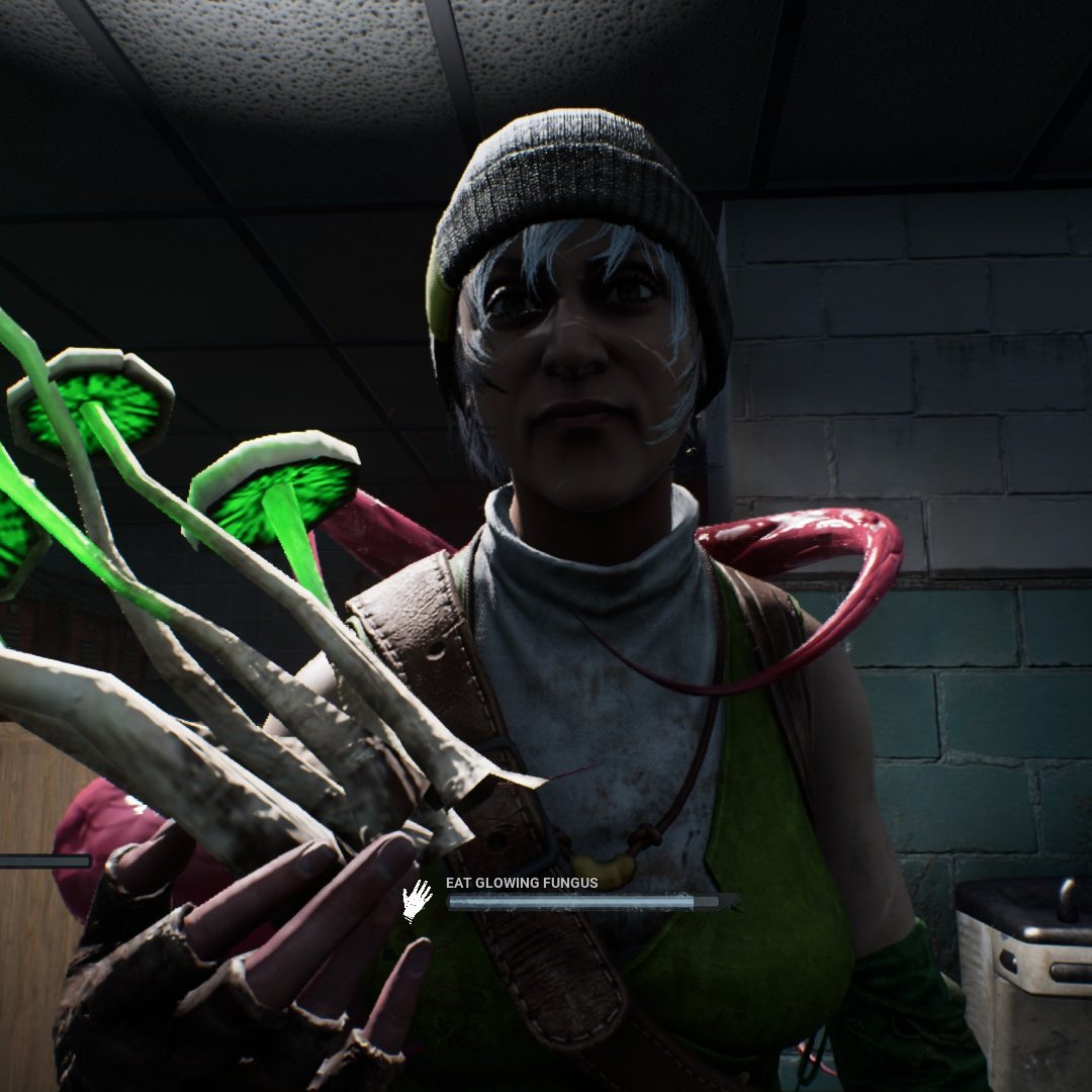 Yui_simp02's tweet image. Me before and after eating the glowing fungus that makes me serve face