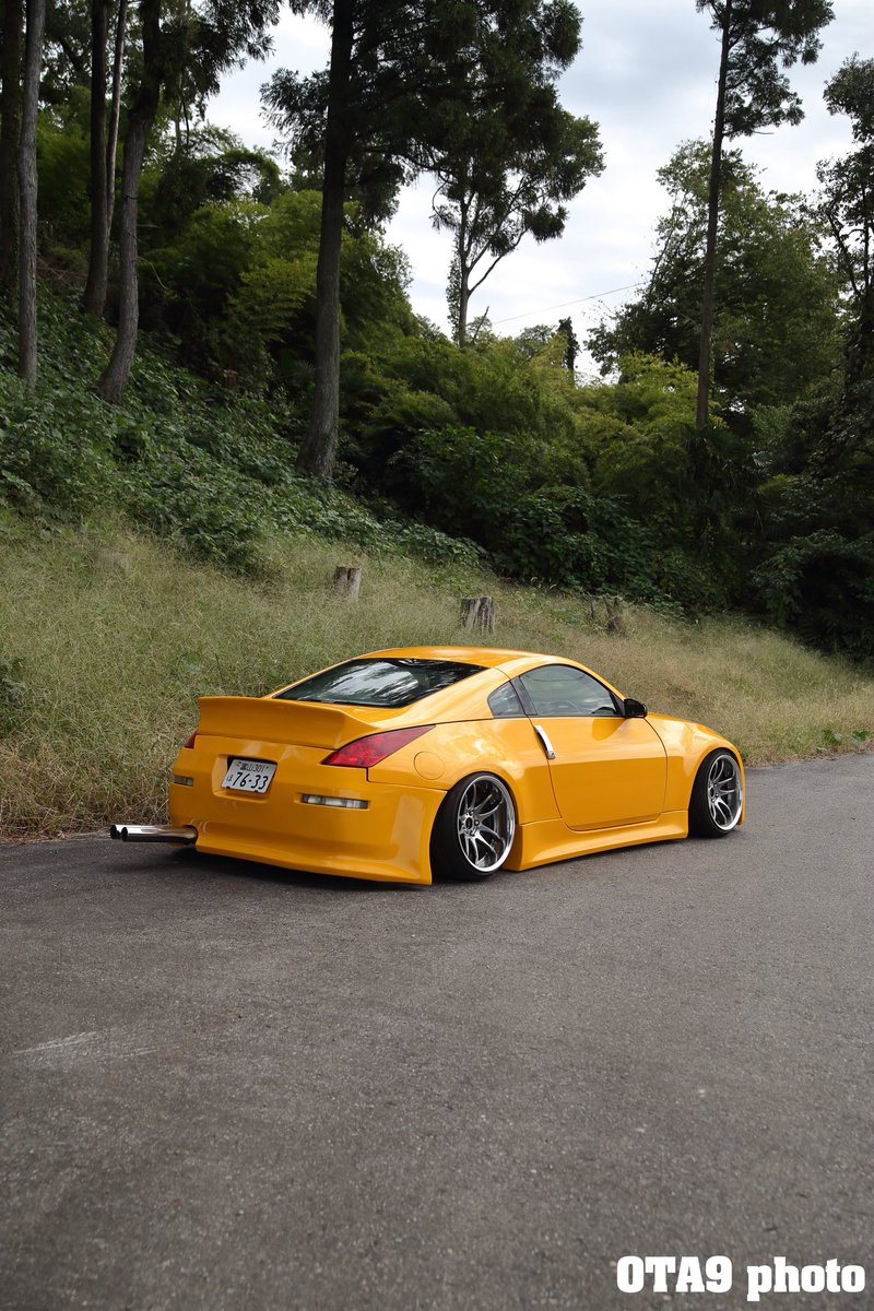 Zの外装完成しました！

💛TOYOTA イエロー 5A3
💛マフラー上げ加工&amp;50cm延長
💛エアロ3点補修
💛リアバンパー片方出し加工
💛フェンダースムージング
💛メーカー不明ダックテール
💛WORK CR2P 9.5j&amp;10.5j

内装はまだ未完成だしチームのバナーやハチマキなどまだまだやることあるけど一旦完成💛💛💛