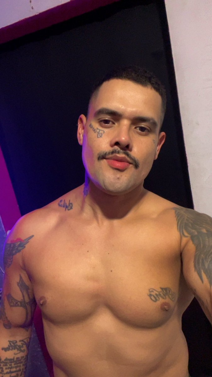 Tengo cara de que succiono Culo bien delicioso